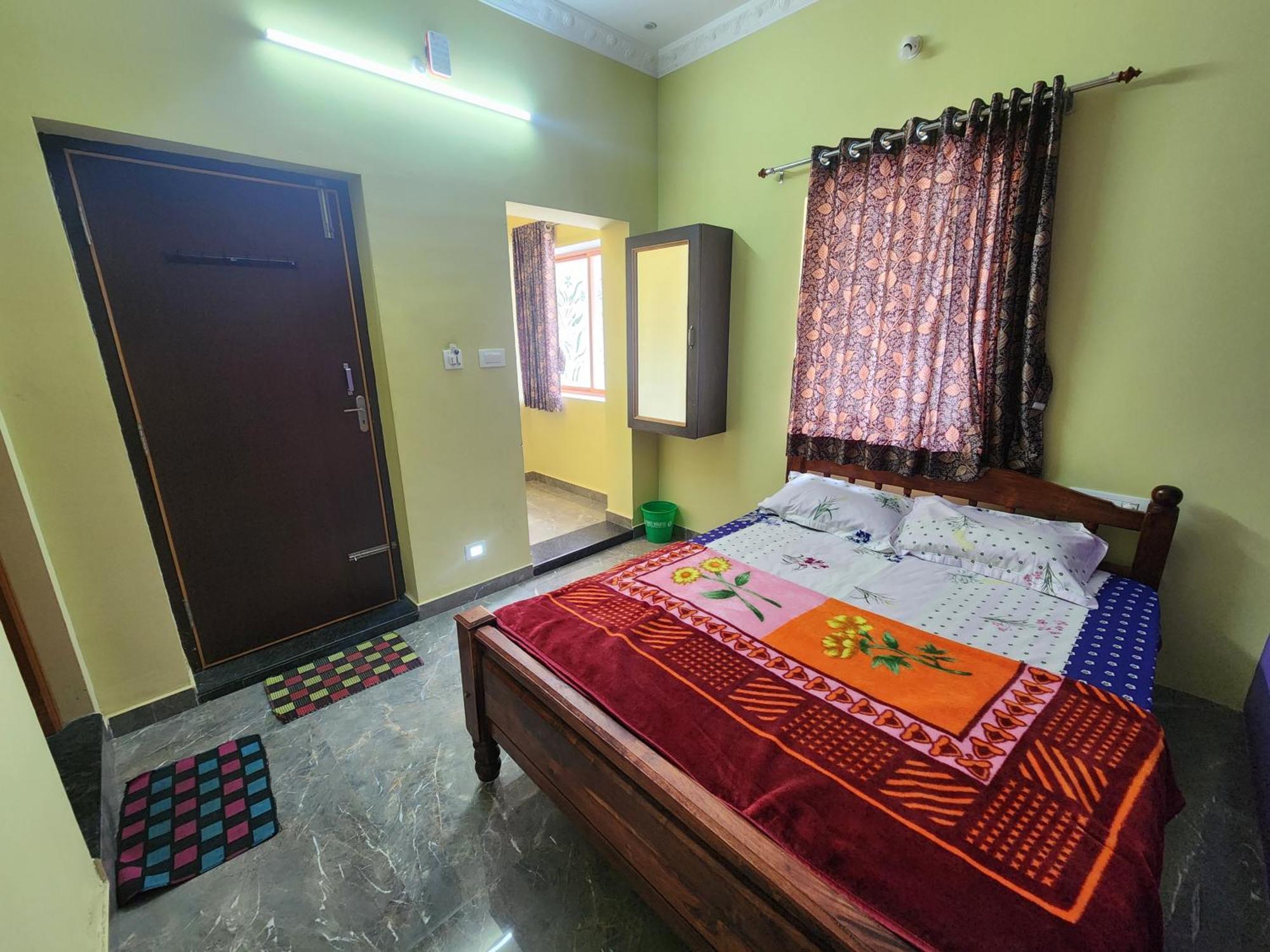 Krishnabhavan Resorts يركواد المظهر الخارجي الصورة