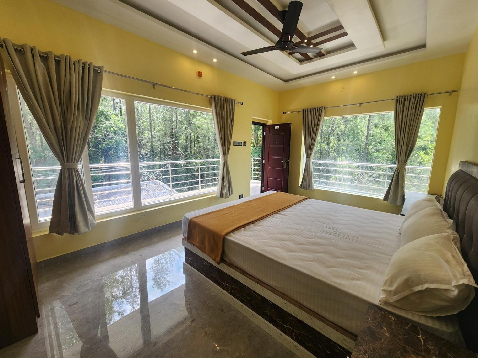 Krishnabhavan Resorts يركواد المظهر الخارجي الصورة